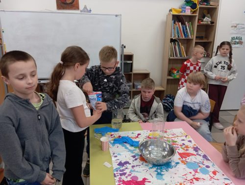 Eksperymentowanie w klasie 2B