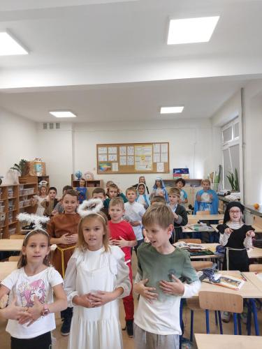 Lekcja ze świętymi