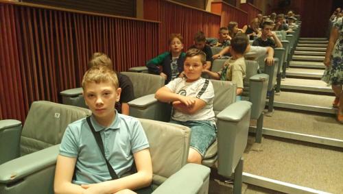 Wyjazd do teatru na spektakl "Chłopcy z Placu Broni"