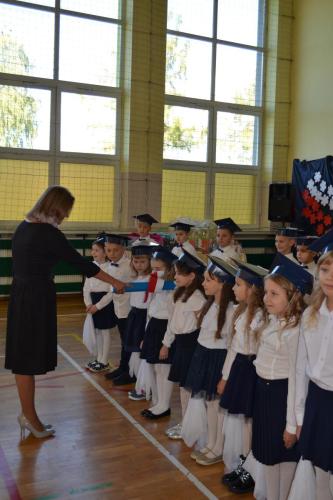 UROCZYSTE ŚLUBOWANIE KLASY PIERWSZEJ